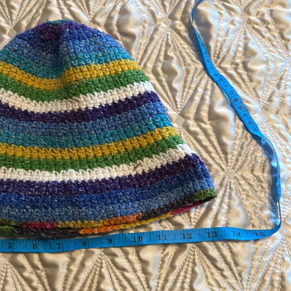 Handmade cap. Colorful. - Picture 3 of 4